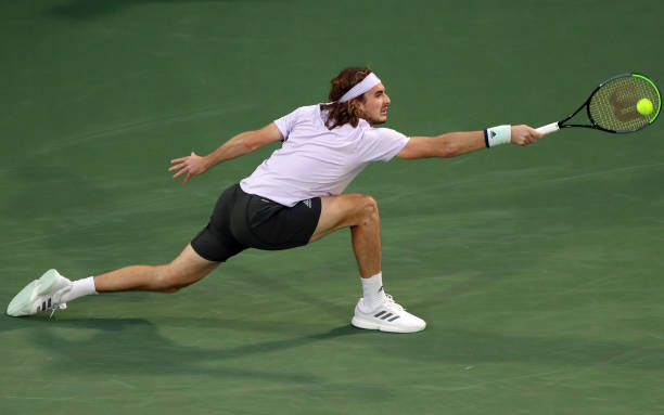 Tsitsipas