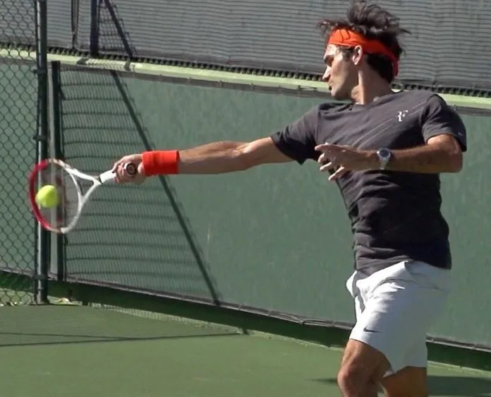 Come Colpire Di Dritto A Tennis