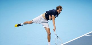 ATP Finals: Medvedev è magico. Djokovic sconfitto in due set ATP Finals Daniil Medvedev Novak Djokovic