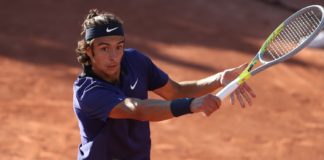 Roland Garros 2021, day 5: sarà derby Musetti-Cecchinato al terzo turno. Avanzano anche Sinner, Berrettini, Djokovic e Federer. lorenzo musetti