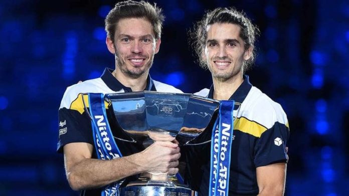 herbert-mahut-final-nitto-atp-finals-2021-trophy