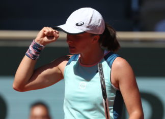 Wimbledon 2026, day 2: Swiatek ricomincia da tre set. Avanti anche Rybakina e Anisimova Iga Swiatek