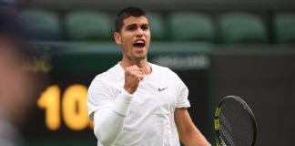 Wimbledon 2022, day 1: Hurkacz cade subito. Alcaraz passa al fotofinish, Djokovic in quattro set wimbledon 2022 Carlos Alcaraz