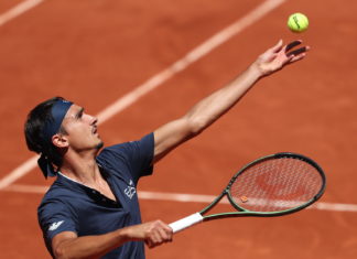 ATP Madrid 2026: Sonego lotta ma esce. Fuori anche Bellucci