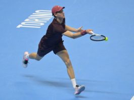 ATP Finals 2025: Sinner supera de Minaur e si prende un posto in finale