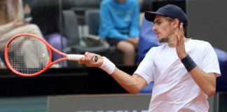 Roland Garros 2026, day 3: Medvedev fuori a sopresa. Arnaldi passa contro Griekspoor e trova Tsitsipas
