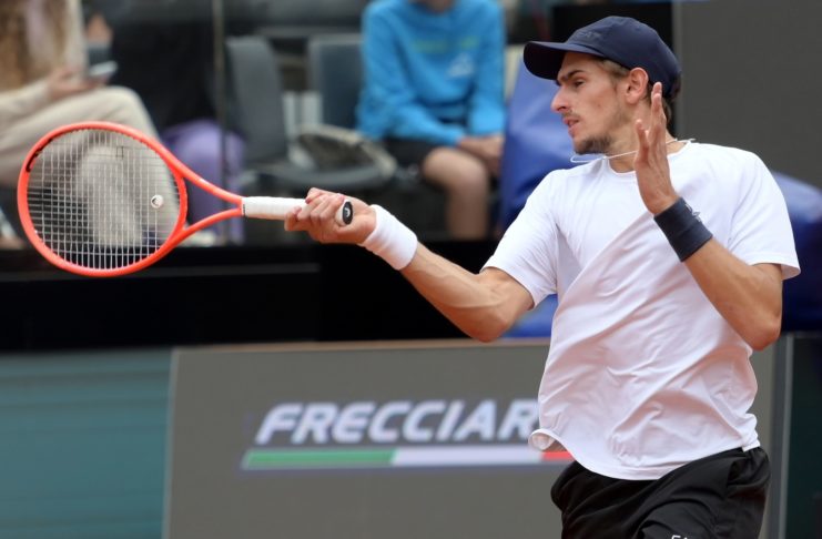 Roland Garros 2026, day 3: Medvedev fuori a sopresa. Arnaldi passa contro Griekspoor e trova Tsitsipas