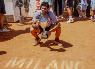 Aspria Tennis Cup 2026: Diaz Acosta batte Cecchinato dopo 3 ore e 23 minuti e conquista il titolo a Milano
