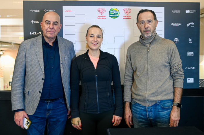 foto 6 ESTRAZIONE MAIN DRAW - Mantegazza e Lopez direttori e Blinkova (foto rdosport)